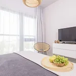 Novis Panorama View Apartman Varsó