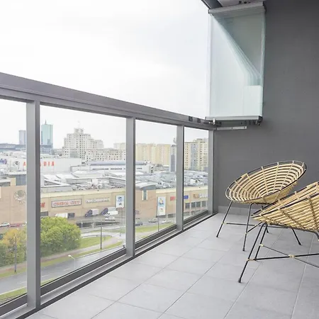 Novis Panorama View Varşova