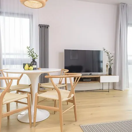 Novis Panorama View Appartamento Varsavia